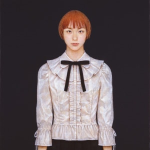 woman in a blouse, standing　113.4×80.3cm　2002年　acrylic on canvas